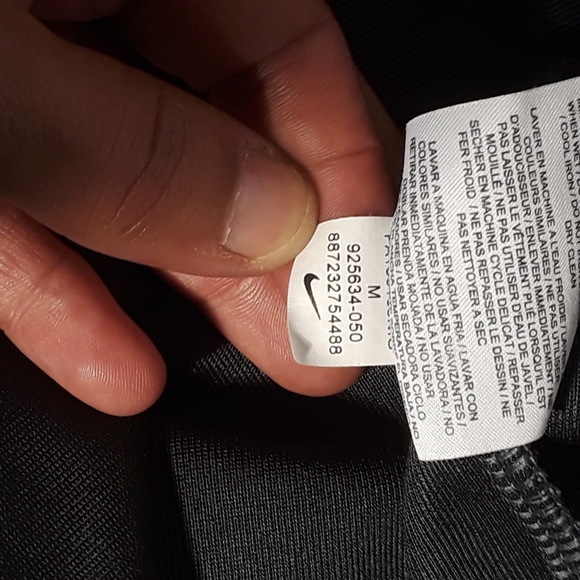 Nike Dri-Fit Grey Pullover - Picture 8 of 9